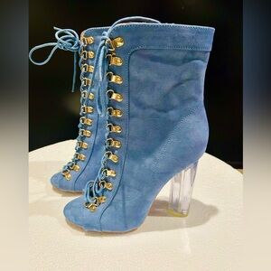 *NEW* Blue & Gold Peep Toe Ankle Booties